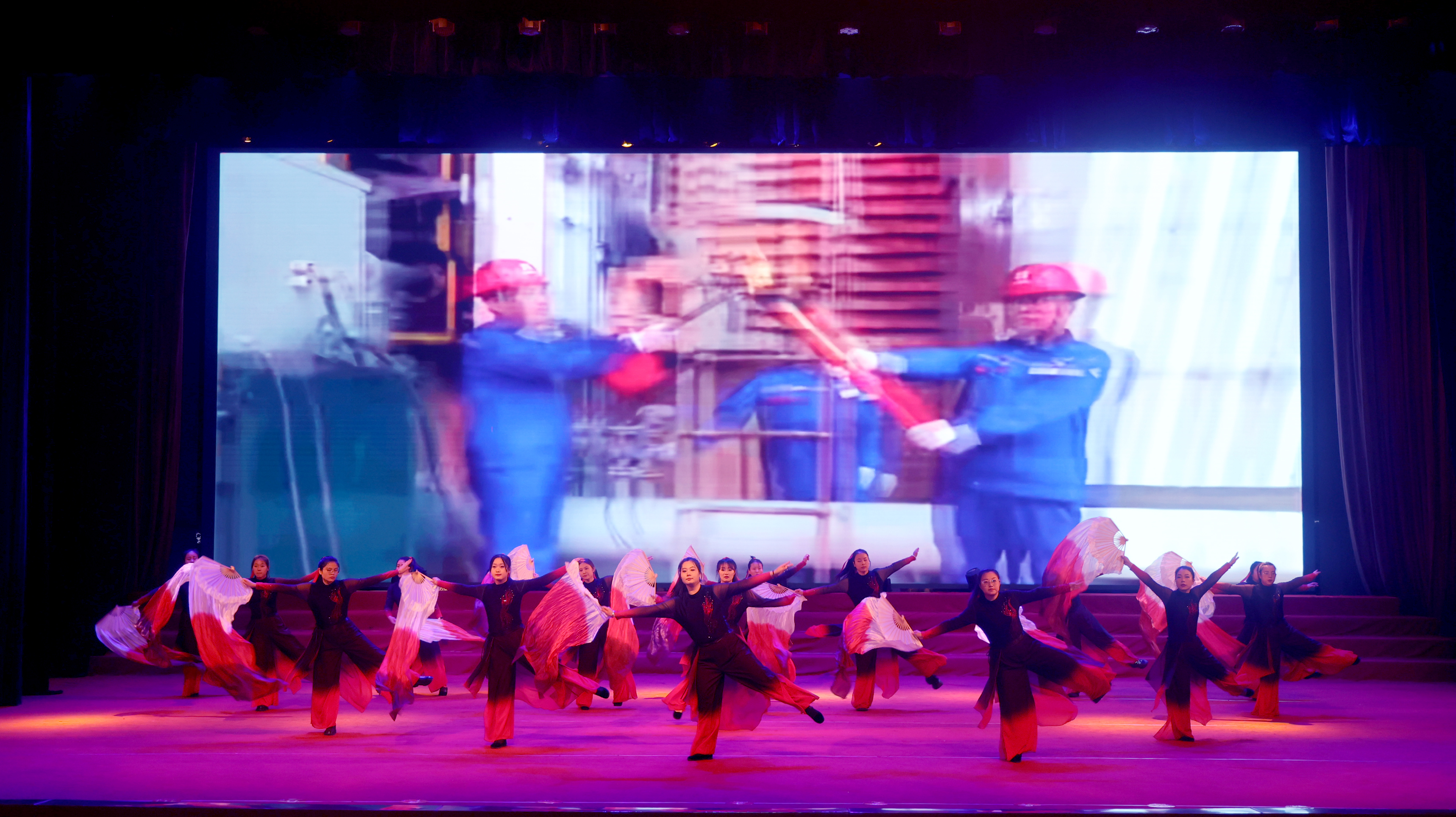 d04396d02357991b7478dec6b3a033d2.jpg d04396d02357991b7478dec6b3a033d2.jpg